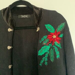 Vintage Christmas Poinsettia Cardigan 🎄